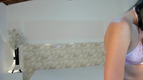 AliceRoss online show from September 2025 02:13:02 AM