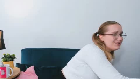 alicesensitive online show from September 2025 01:15:02 PM