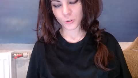 Snapshot of alicetailorrr chatting on September 2025 08:43:02 PM AliceTailorrr online show from September 2025 08:43:02 PM