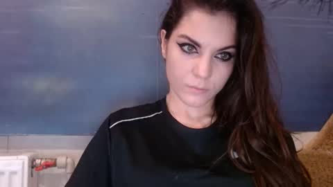 Snapshot of alicetailorrr chatting on October 2025 07:02:02 PM AliceTailorrr online show from October 2025 07:02:02 PM