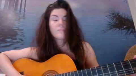 Snapshot of alicetailorrr chatting on October 2025 09:22:01 PM AliceTailorrr online show from October 2025 09:22:01 PM