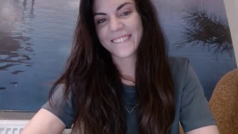 Snapshot of alicetailorrr chatting on October 2025 10:47:01 PM AliceTailorrr online show from October 2025 10:47:01 PM