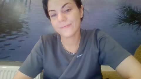 Snapshot of alicetailorrr chatting on October 2025 10:55:02 PM AliceTailorrr online show from October 2025 10:55:02 PM