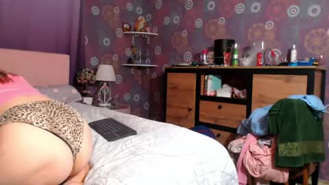 alicewetsquirt online show from June 2026 11:42:02 PM