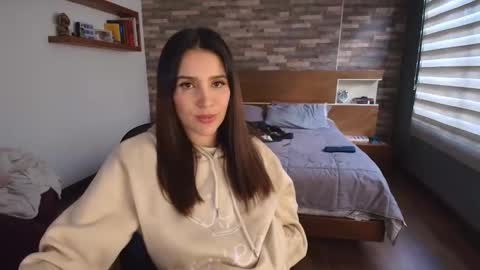 Alice online show from October 2025 09:11:01 PM