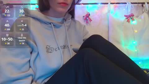 AliceWoolfy online show from January 2025 09:14:02 PM