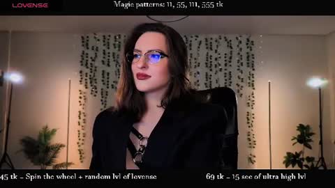 Snapshot of alicia_art_ chatting on June 2026 06:39:01 PM Alicia online show from June 2026 06:39:01 PM