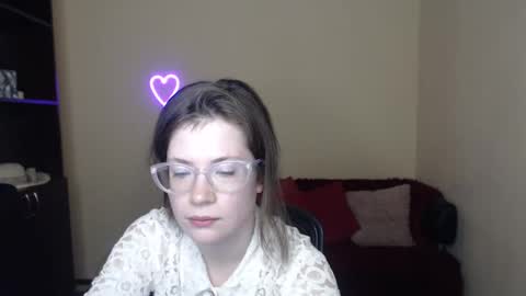 Alicia online show from February 2025 01:01:01 PM