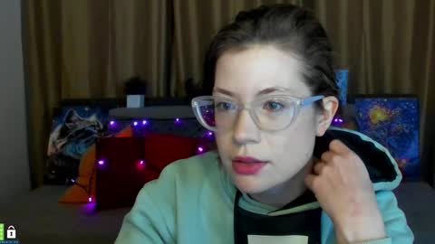 Alicia online show from February 2025 06:21:01 PM