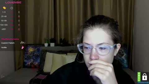 Alicia online show from October 2025 05:17:02 AM