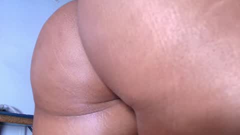 Alicia Kyse  online show from January 2025 09:02:02 AM