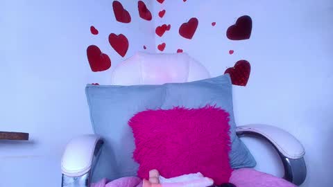 Alicia Kyse  online show from February 2025 03:08:01 AM