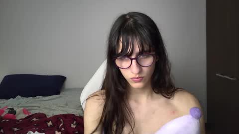 Snapshot of alicia_love29 chatting on December 2024 03:58:02 AM Alice online show from December 2024 03:58:02 AM