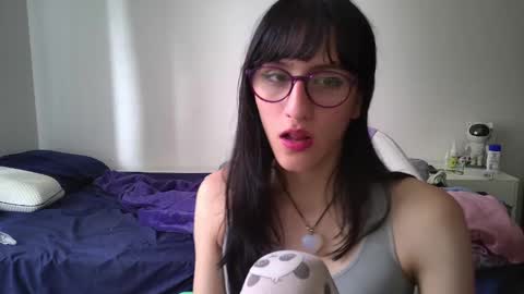 Snapshot of alicia_love29 chatting on February 2025 09:07:02 PM Alice online show from February 2025 09:07:02 PM