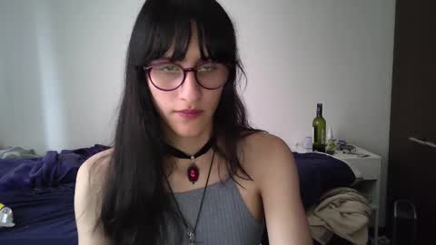 Snapshot of alicia_love29 chatting on February 2025 08:55:02 PM Alice online show from February 2025 08:55:02 PM