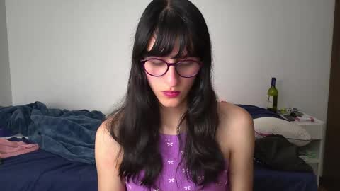 Snapshot of alicia_love29 chatting on February 2025 05:57:02 PM Alice online show from February 2025 05:57:02 PM