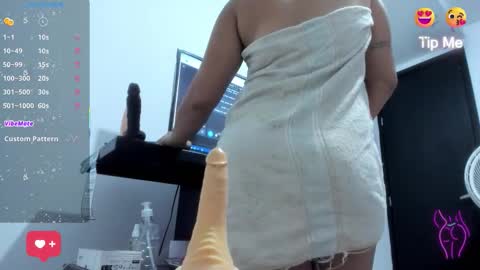 Snapshot of alicia_whittee chatting on September 2025 10:04:01 AM alicia_whittee online show from September 2025 10:04:01 AM