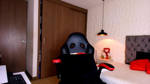 Snapshot of alicia_wonder_dl chatting on February 2026 11:57:02 AM Ali online show from February 2026 11:57:02 AM