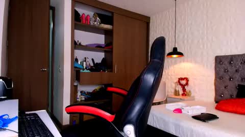 Snapshot of alicia_wonder_dl chatting on February 2026 12:09:02 PM Ali online show from February 2026 12:09:02 PM