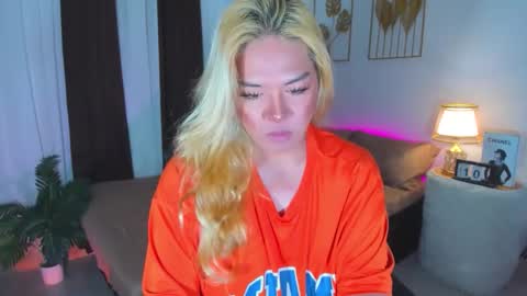 aliciacum online show from November 2025 11:40:02 AM