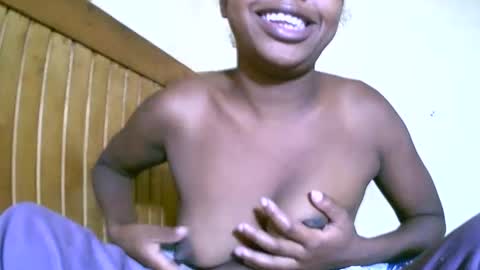 Snapshot of alicianah chatting on October 2025 05:38:02 AM alicianah online show from October 2025 05:38:02 AM