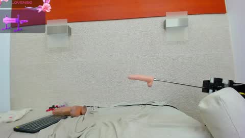 Snapshot of alicie_green chatting on January 2025 05:30:01 AM im tutti online show from January 2025 05:30:01 AM