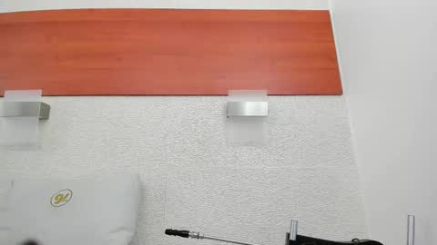 Snapshot of alicie_green chatting on November 2025 01:26:01 AM im tutti online show from November 2025 01:26:01 AM