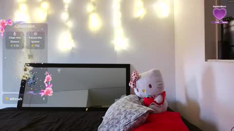 Snapshot of aliciia_23 chatting on December 2025 09:54:01 PM aliciia_23 online show from December 2025 09:54:01 PM