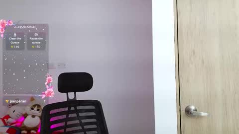 Snapshot of aliciia_23 chatting on March 2026 11:22:02 PM aliciia_23 online show from March 2026 11:22:02 PM