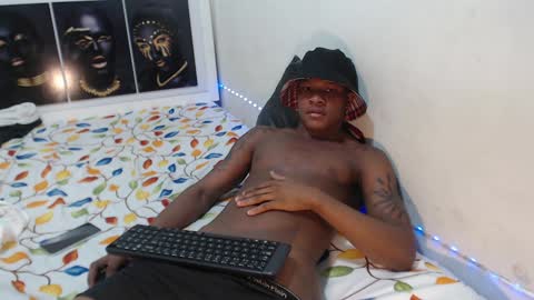 Snapshot of alid_17 chatting on December 2024 07:21:01 PM Alid 17 online show from December 2024 07:21:01 PM