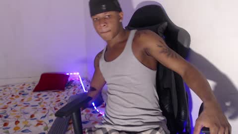 Snapshot of alid_17 chatting on December 2024 01:26:02 AM Alid 17 online show from December 2024 01:26:02 AM