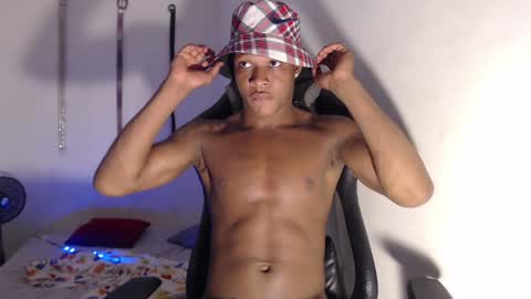 Snapshot of alid_17 chatting on December 2024 06:31:02 PM Alid 17 online show from December 2024 06:31:02 PM