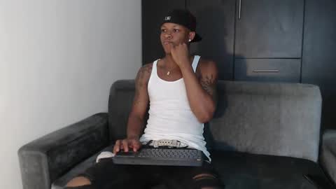 Snapshot of alid_17 chatting on February 2025 09:23:01 PM Alid 17 online show from February 2025 09:23:01 PM