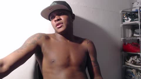 Snapshot of alid_17 chatting on March 2025 04:21:01 AM Alid 17 online show from March 2025 04:21:01 AM