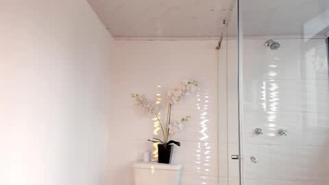 Ali Diaz online show from March 2025 06:54:01 PM