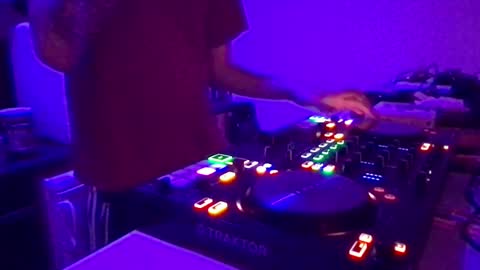 busco rockera online show from February 2025 08:42:02 PM