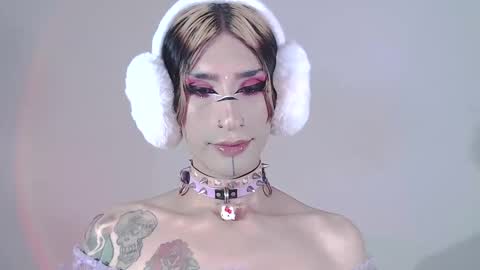     online show from January 2025 01:42:02 AM