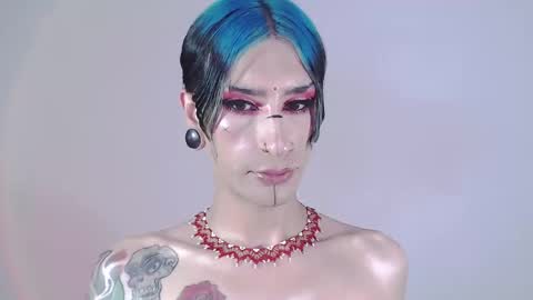     online show from February 2025 04:46:02 AM