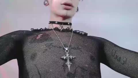     online show from March 2025 03:43:02 AM