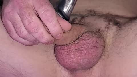 Doll Destroyer online show from December 2025 06:12:01 PM