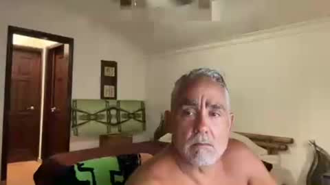 Snapshot of alientv chatting on August 2026 06:50:01 PM alientv online show from August 2026 06:50:01 PM