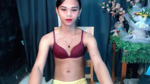 aliexagrey online show from March 2026 06:25:01 PM