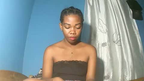 alihane21 online show from February 2026 05:28:01 PM