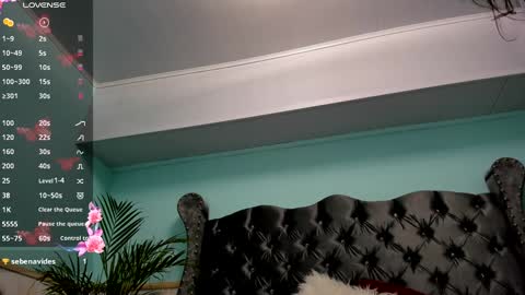 Snapshot of aliice_greco chatting on December 2024 12:29:02 AM Alice online show from December 2024 12:29:02 AM