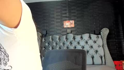 Snapshot of aliice_greco chatting on September 2025 05:29:02 PM Alice online show from September 2025 05:29:02 PM