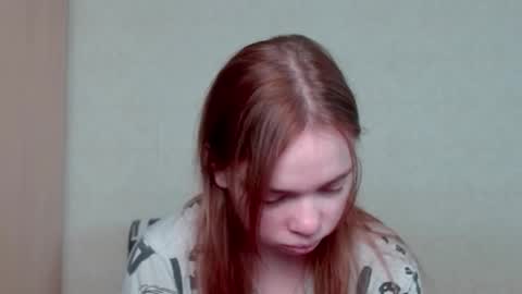 Snapshot of aliiice_stone chatting on November 2025 10:25:02 AM Alice online show from November 2025 10:25:02 AM