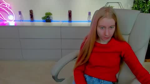 Alina online show from November 2025 06:37:02 AM