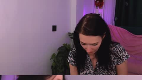Snapshot of alina_cute_ chatting on January 2025 08:15:01 PM Alina online show from January 2025 08:15:01 PM