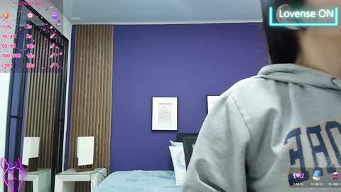 Alina online show from January 2025 10:11:02 AM