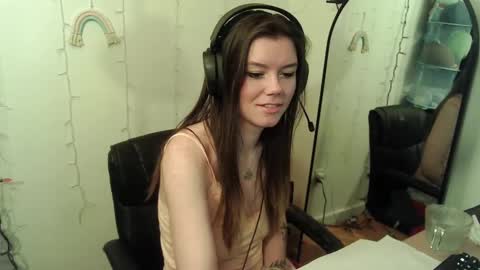 Snapshot of alina_nightshade chatting on December 2024 09:20:02 PM Alina Nightshade online show from December 2024 09:20:02 PM